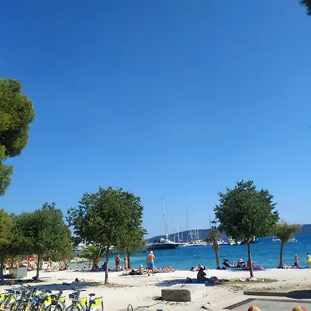 Tina Little Paradise Kastela Exterior photo