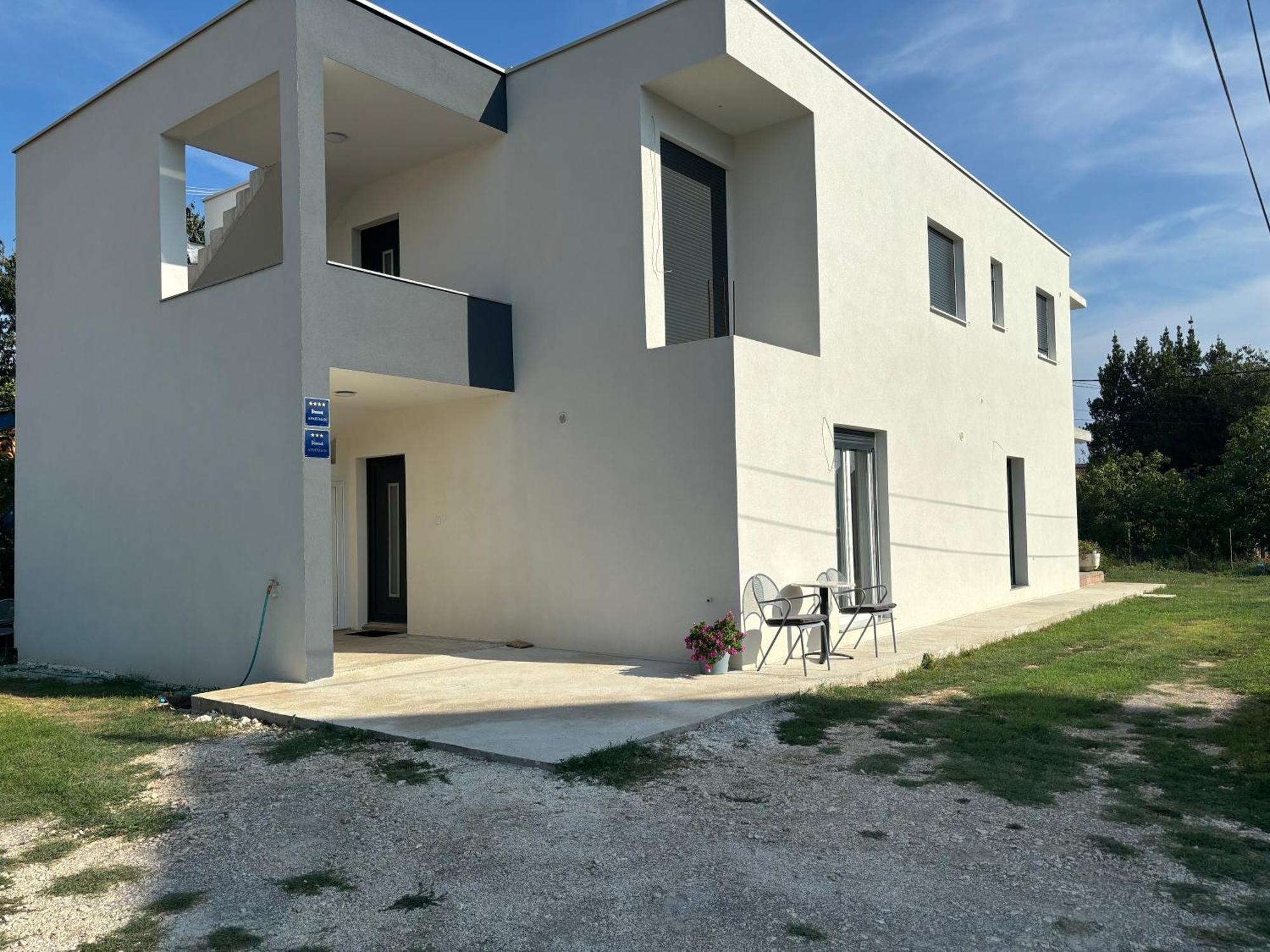 Tina Little Paradise Appartement *