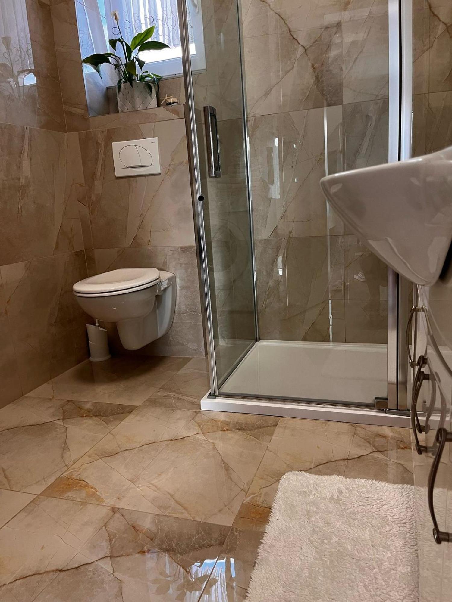 Apartament Tina Little Paradise *